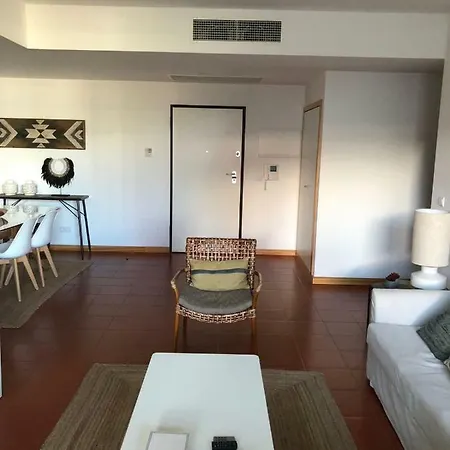 - Luxo E Golf Apartman